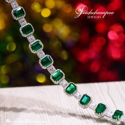 [29804] 18.09 carat Zambia emerald and diamond bracelet  459,000 