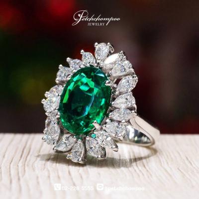 [021611] แหวนมรกตโคลัมเบีย “Emerald Elegance” – ล้อมเพชร พร้อมใบเซอร์ GIA  990,000 