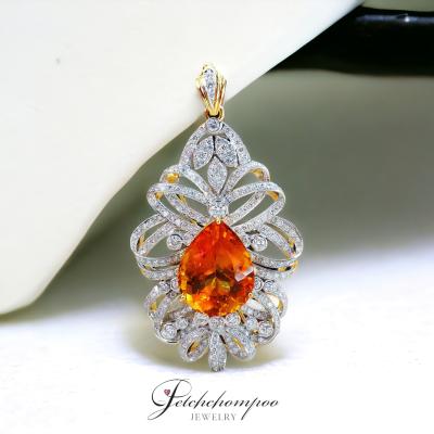 [29410] 18 carat Brazil citrine with diamond pendant  189,000 