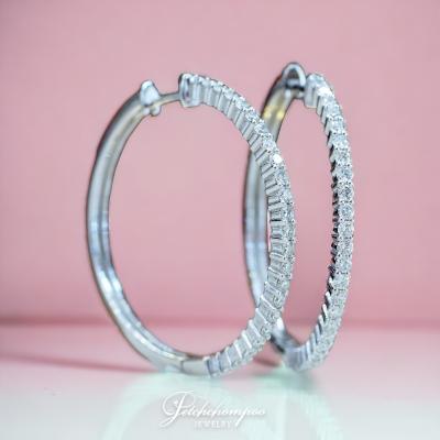 [29148] 1.08 carat diamond hoop earring  69,000 