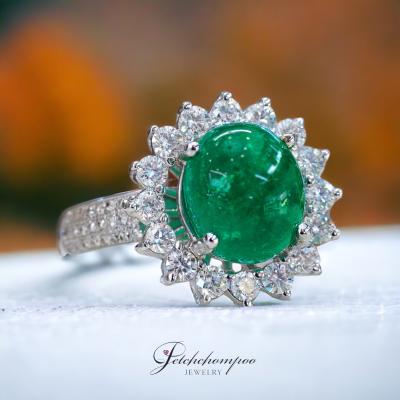 [29339] Colombia emerald with diamond ring  89,000 