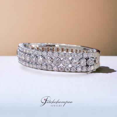 [26184] Diamond Bangle  399,000 