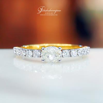 [26007] 0.54 Carat Oval cut diamond ring  59,000 