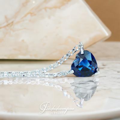 [29203] 1.48 carat Royal blue sapphire necklace  59,000 