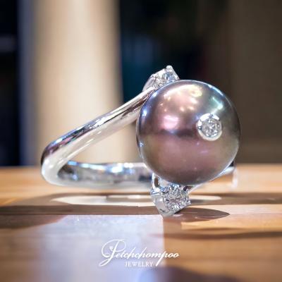 [27543] pearl ring with diamond  29,000 