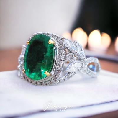 [29190] Zambia emerald and  diamond ring  79,000 