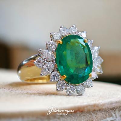 [29189] Zambia emerald and  diamond ring  79,000 
