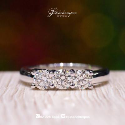 [29757] Three stones diamond ring  69,000 