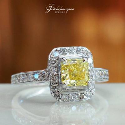 [29284] Fancy Yellow color diamond ring  159,000 