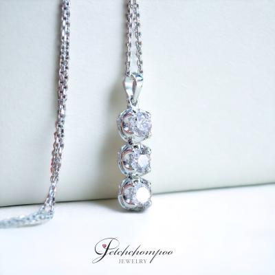 [29428] Diamond pendant with chain  79,000 