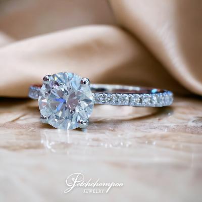 [29042] diamond ring, 1.70 carats, IGI certificate. Discount 169,000